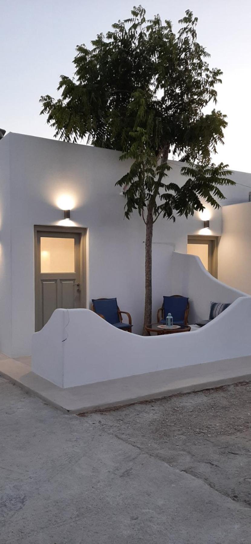 Moustakas Beach Apartments 阿达玛斯 外观 照片